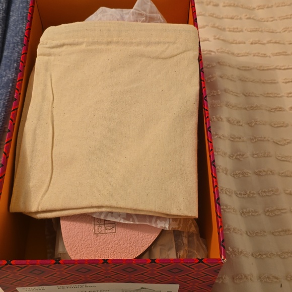 Tory Burch Pink Miller Thong Sandals - Picture 9 of 12